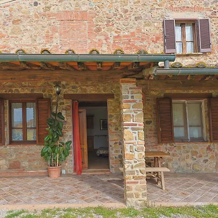 Montepozzalino Çiftlik konaklama *