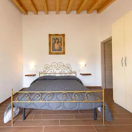 Montepozzalino Çiftlik konaklama